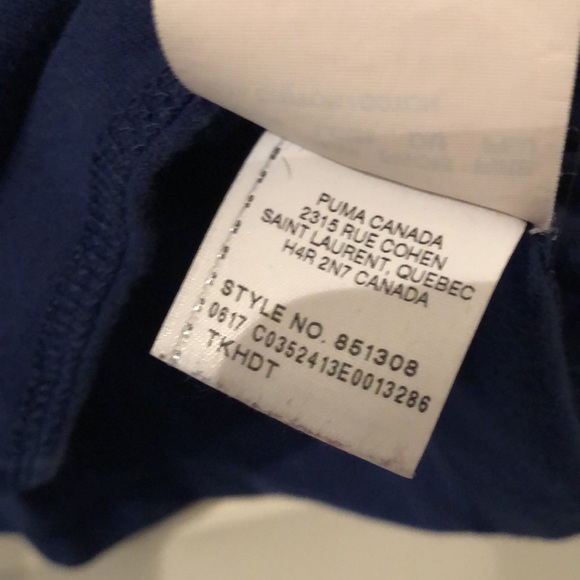 🌻3/$20 Puma Logo T-shirt men’s small - Picture 4 of 6